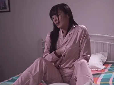 Thẩm du hàng đêm vì chồng yêu bỏ bê, cô vợ quyết định tìm đến ứng dụng hèn hò