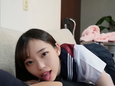 Học sinh nữ ngây thơ bị tên ba cóc chọc cu giả vào lồn